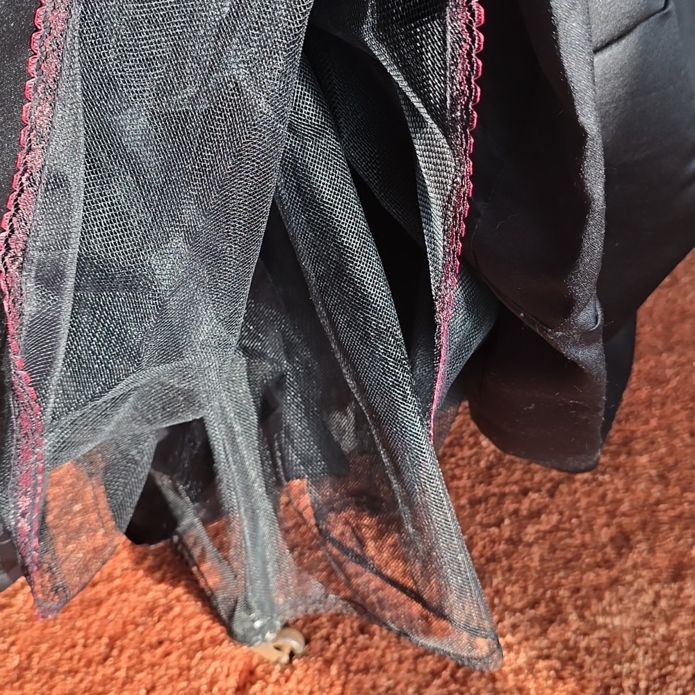Cattiva New York - Vintage Black Beaded Lace Evening Gown​​ - Picture 9 of 14